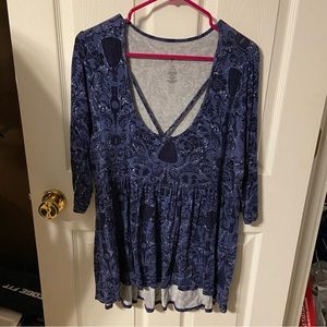 Women's Blue Patterned Top